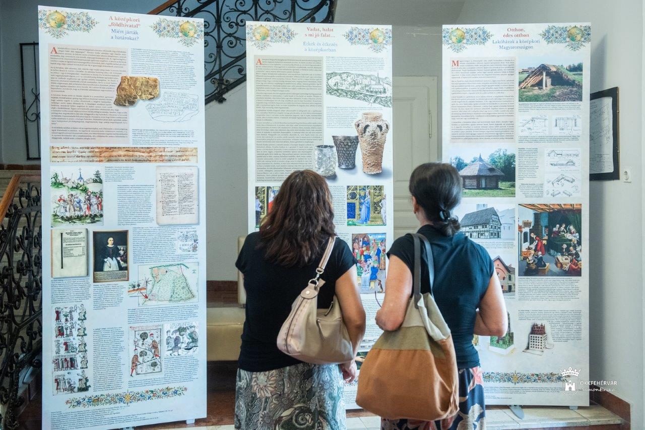 Konferencia az aranybullák történetéről Székesfehérváron