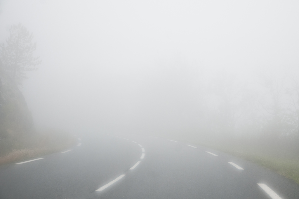 Sűrű ködre figyelmeztet a meteorológia Fejér megyében is