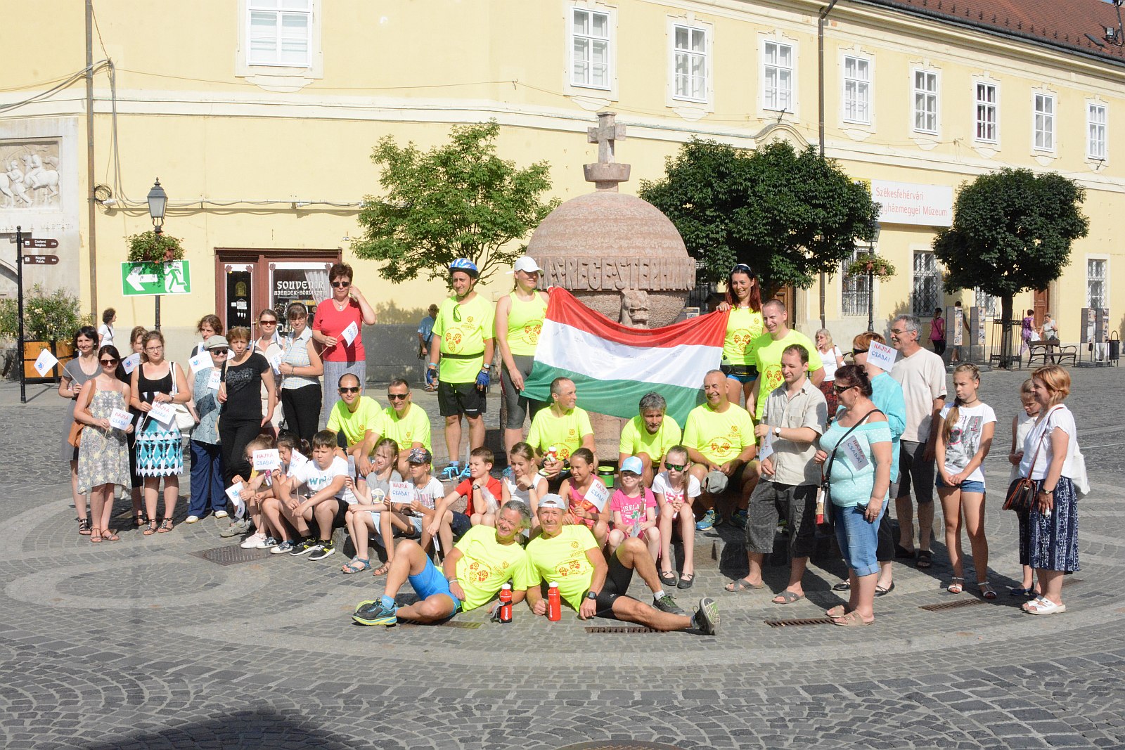 Jótékonysági futás - egy kaposvári hospice alapítványnak gyűjtenek Lajkó Csabáék