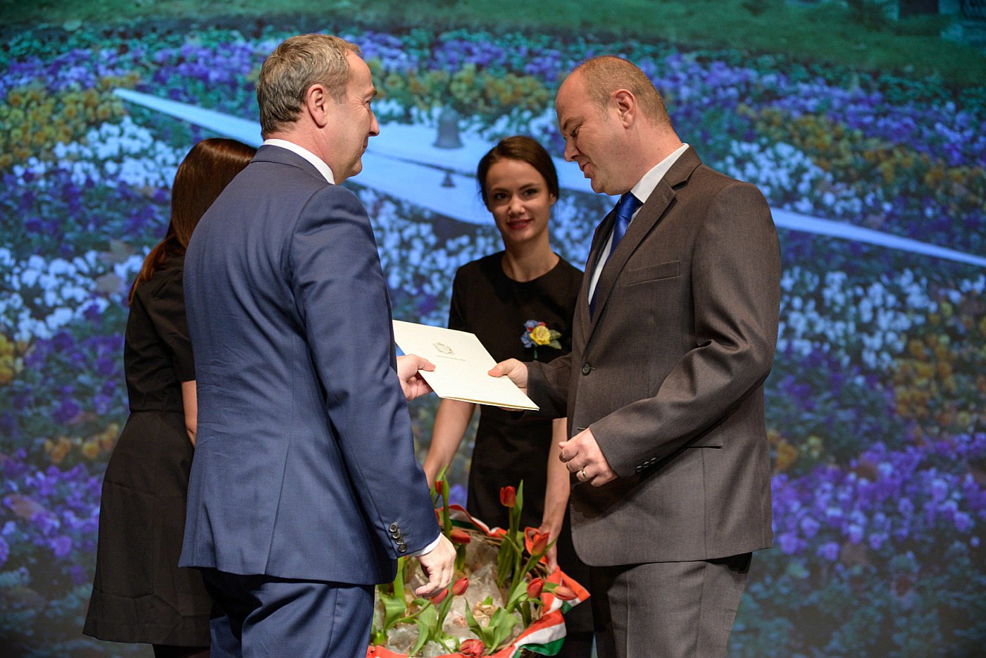 Miniszterelnöki Díjat kapott Székesfehérvár a Virágos Magyarországért versenyen