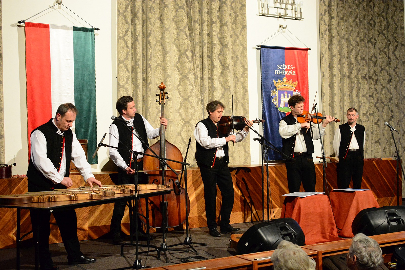 Magyar Karácsony címmel ad koncertet Olaszországban a Kákics Együttes