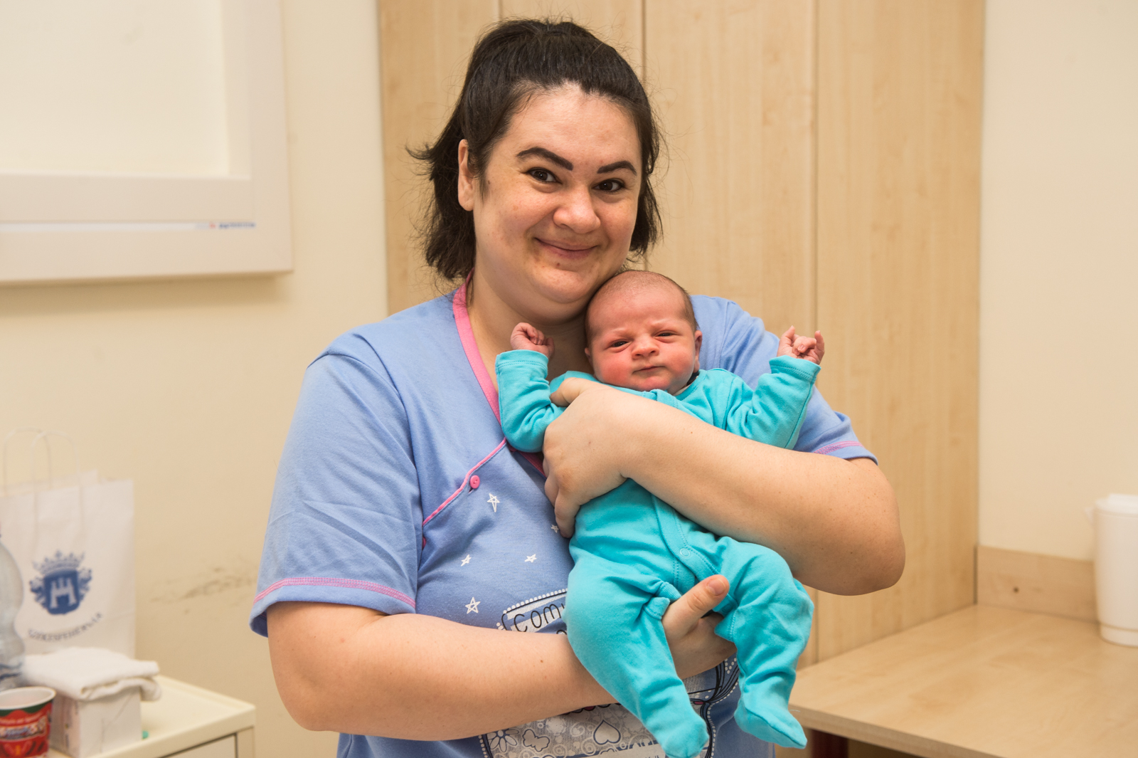 Fojtek Olivér 2018 első fehérvári kisbabája – kötvénnyel ajándékozták meg a családot