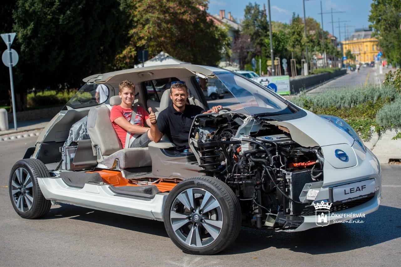 Menő jövő - elektromos autók napja volt Székesfehérváron