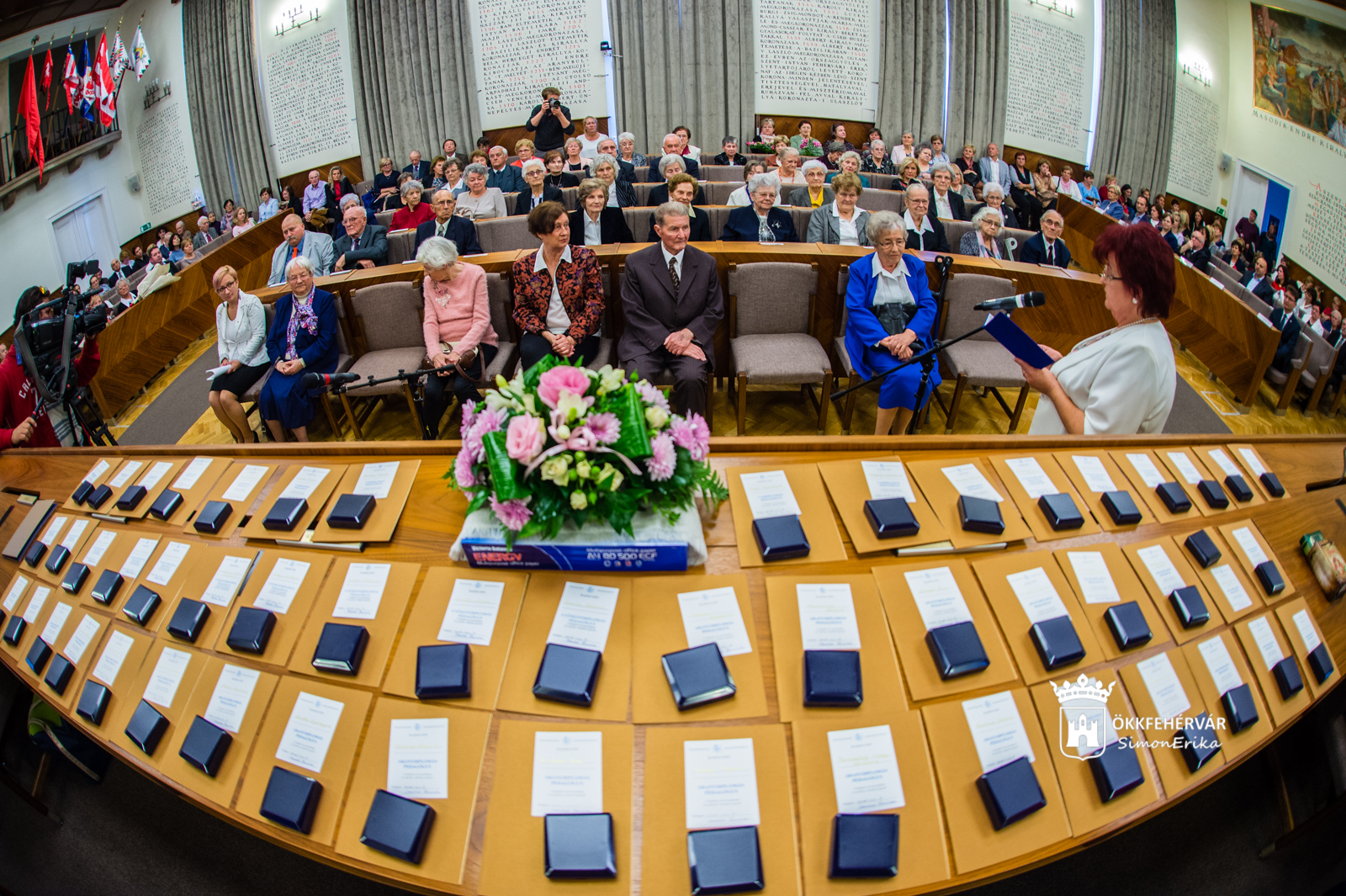 Fehérvár emlékdiplomás pedagógusait köszöntötték a Városházán