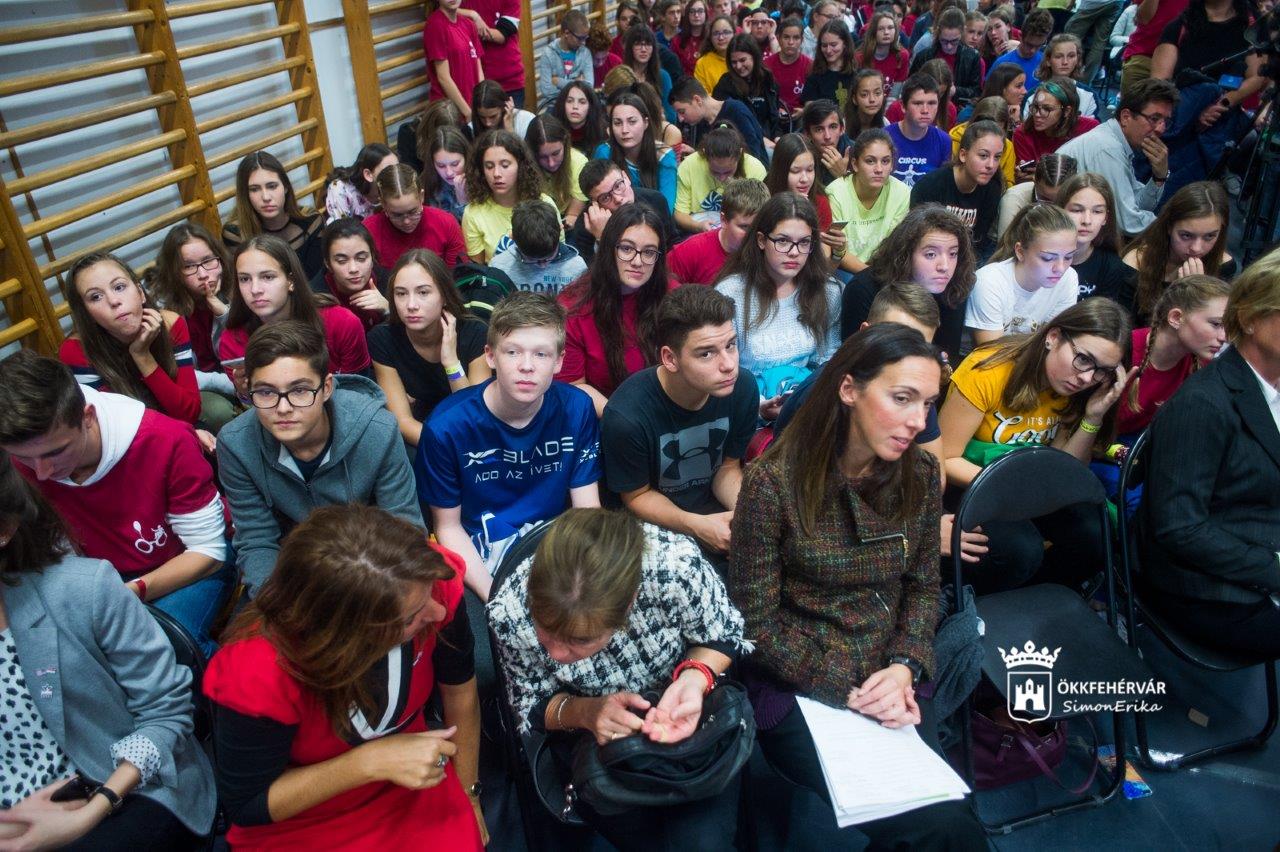 Amerikai Nap a Telekiben - továbbtanulási lehetőségekkel is ismerkedtek a diákok