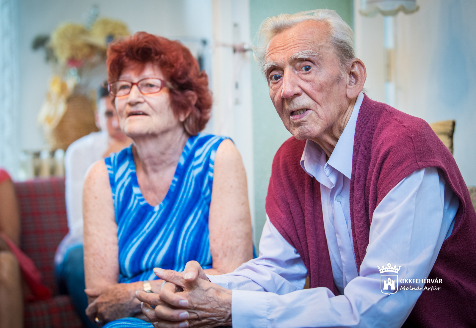 A 90 esztendős Séllei Lajost köszöntötték Árpád utcai otthonában