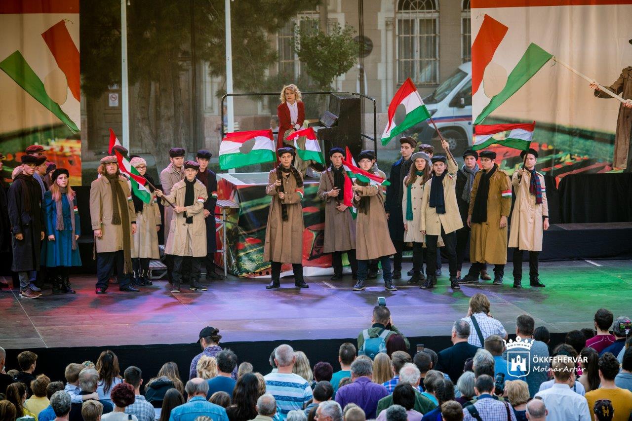 A mi 56-unk - fehérváriak történeteit keresik az őszi az ünnepi műsorhoz