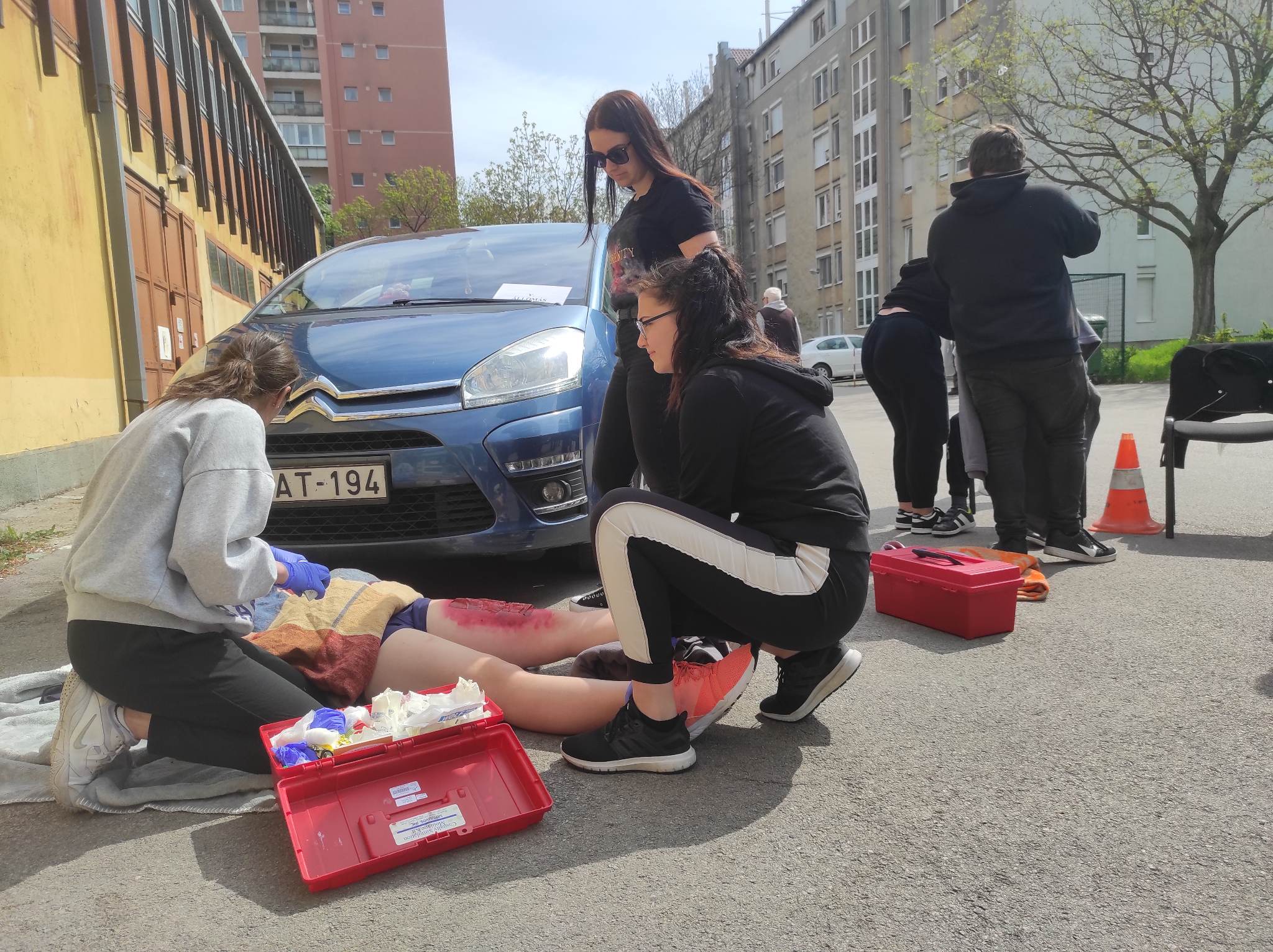 Életmentő verseny - a Vöröskereszt megtartotta a vetélkedő Fejér vármegyei fordulóját