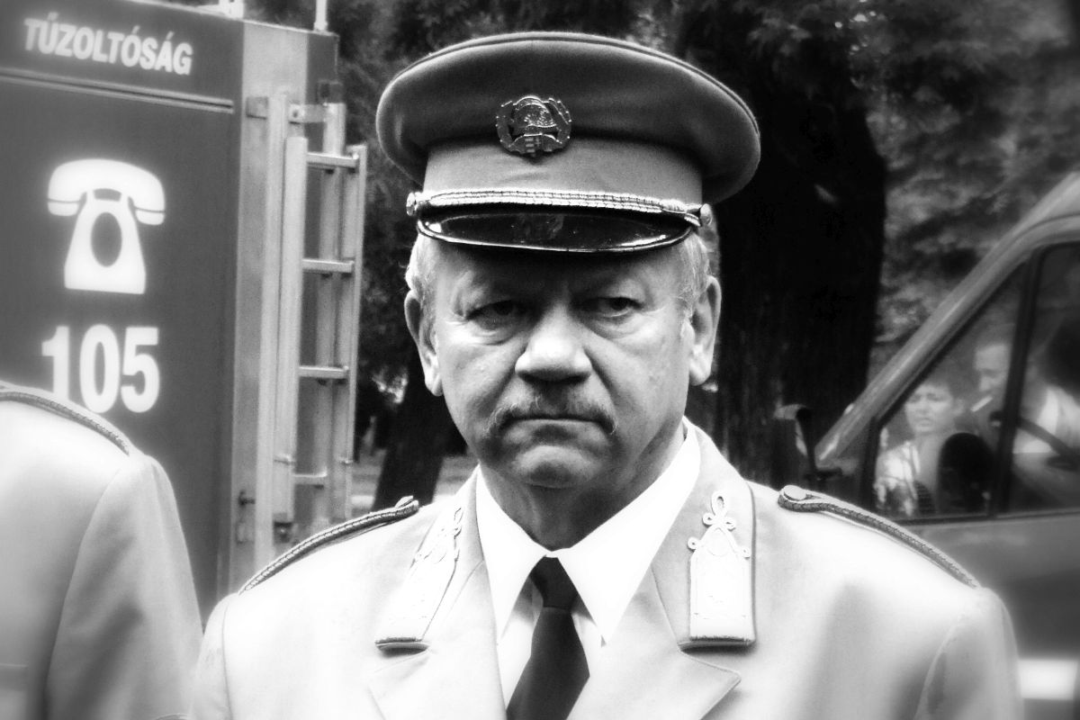 Búcsúzunk - elhunyt Kun István nyugállományú tűzoltó ezredes