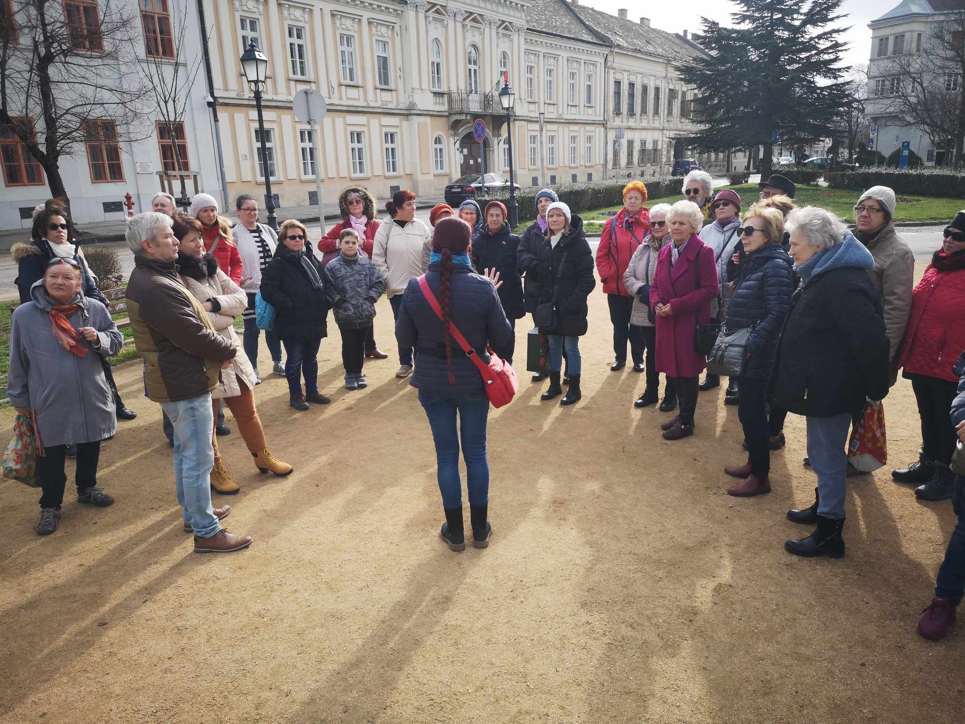 Színháztól színházig - séta az Idegenvezetők Világnapján Fehérváron