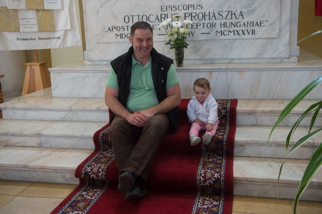 Húsvétvasárnapi ünnepi szentmise a Prohászka templomban