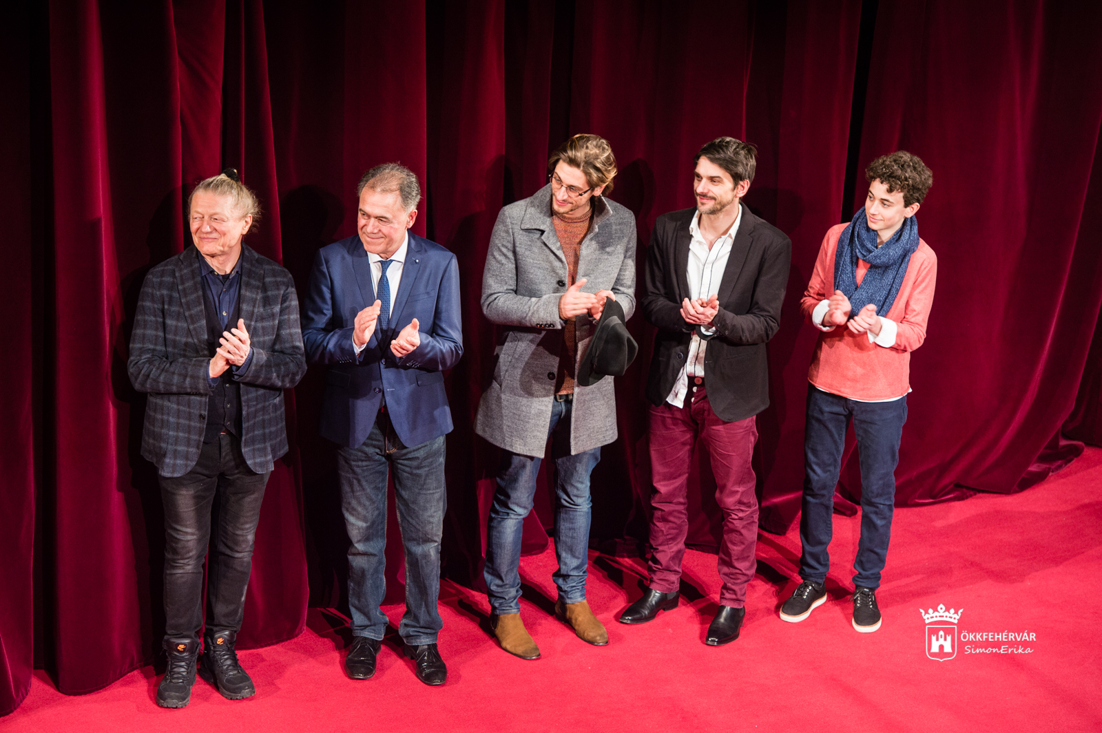 Vándorszínészek filmpremier a Vörösmarty Színházban