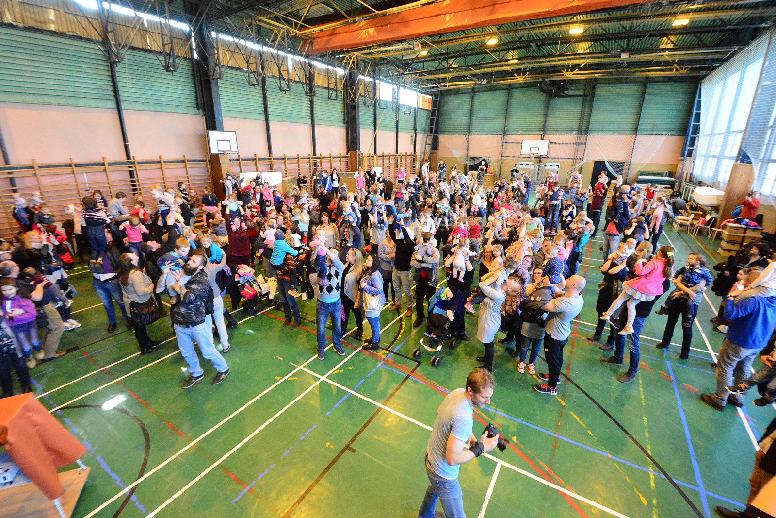 Vasárnapi gyerekemelés a Vasvári Pál Általános Iskolában