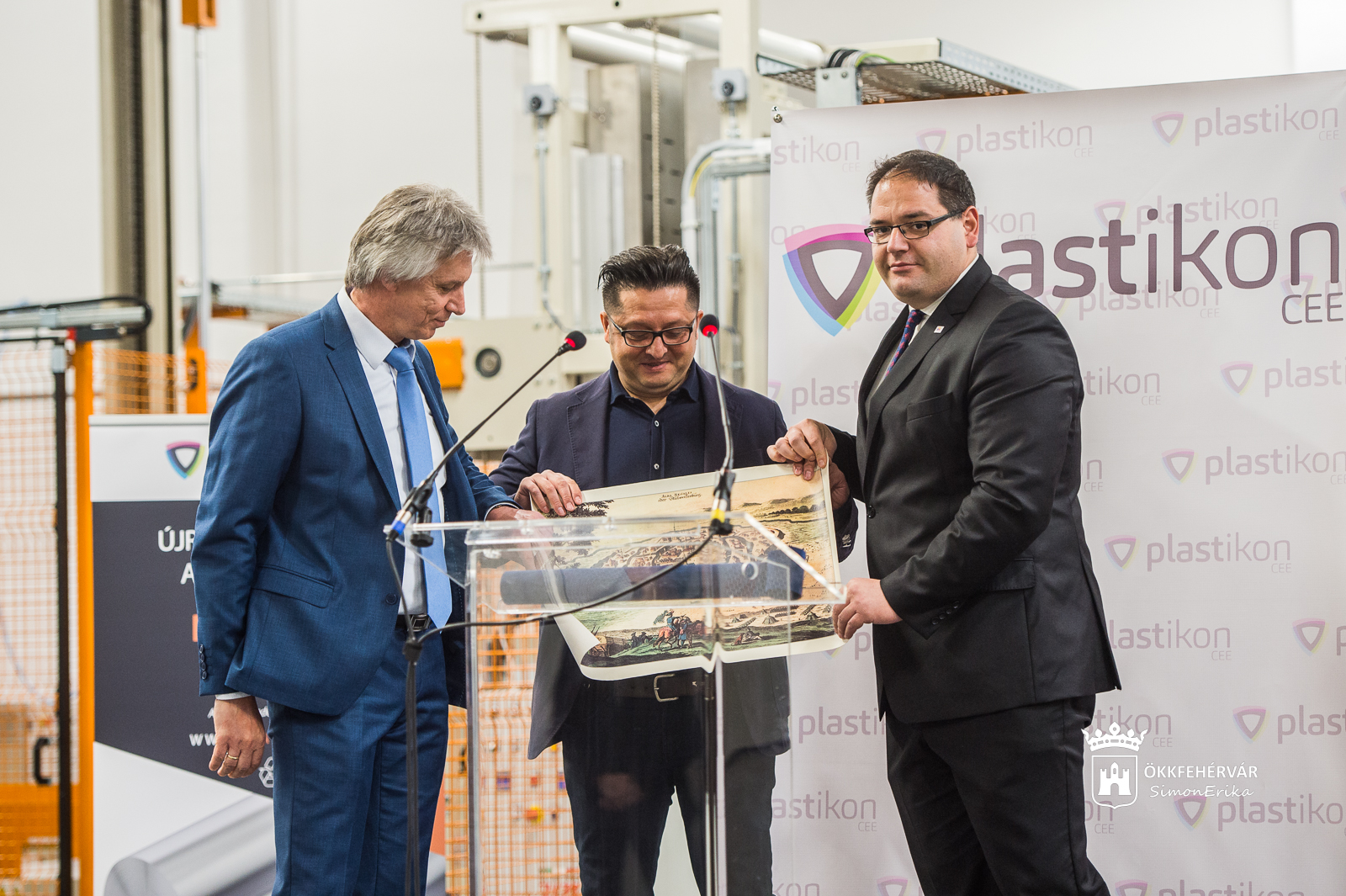 Felavatták a Plastikon CEE Kft. új üzemét