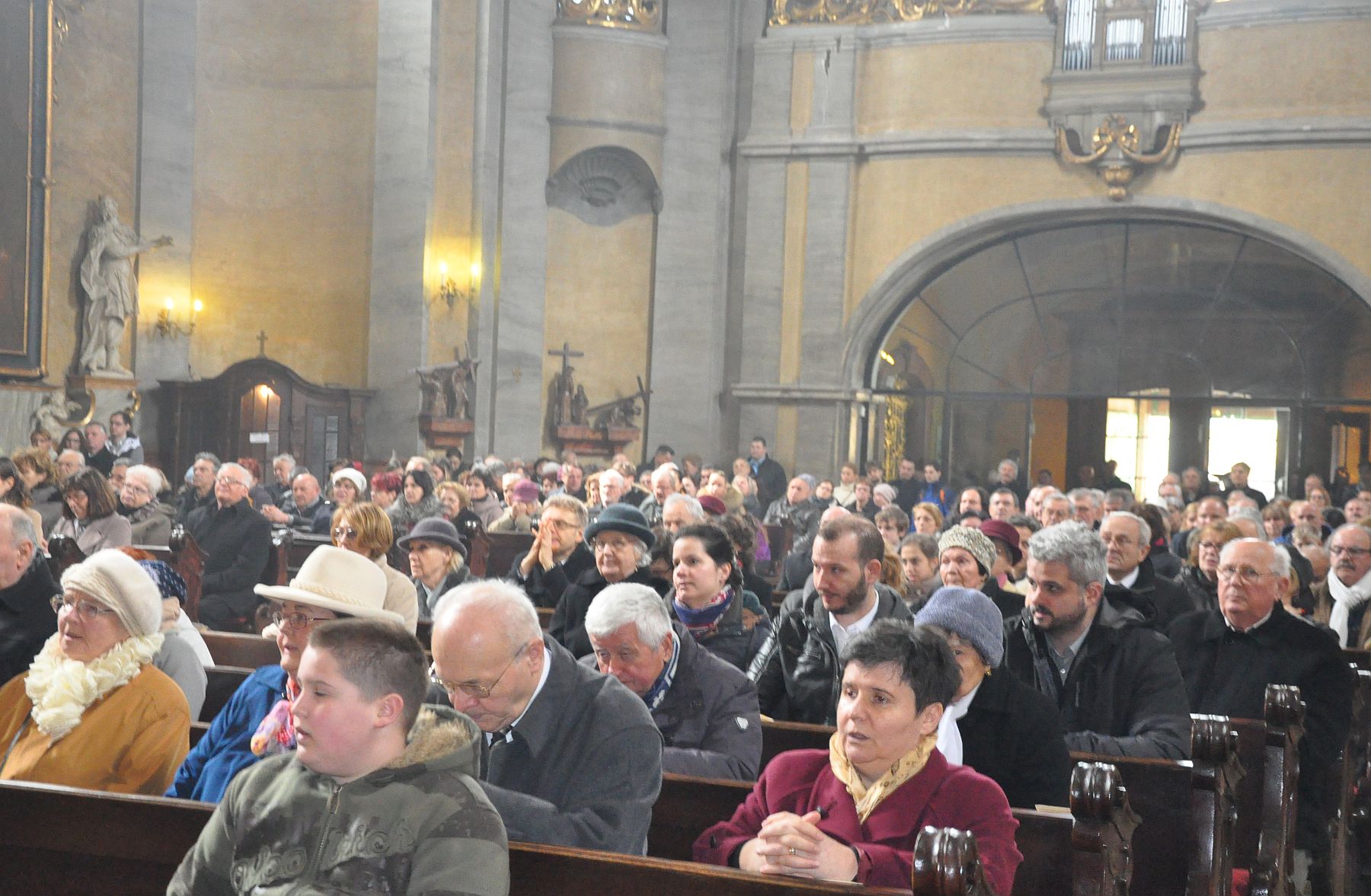 Húsvétvasárnapi püspöki szentmise a Székesegyházban
