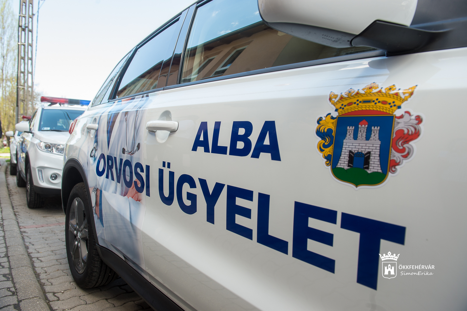 Megérkeztek a városi orvosi ügyelet új autói