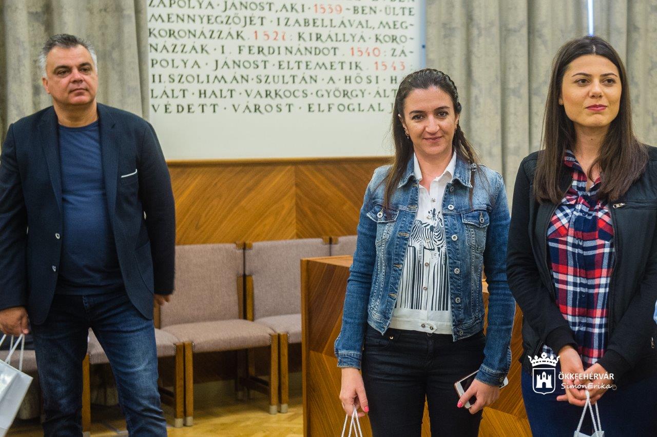Ciprusi diákok és tanáraik fogadása a Városházán