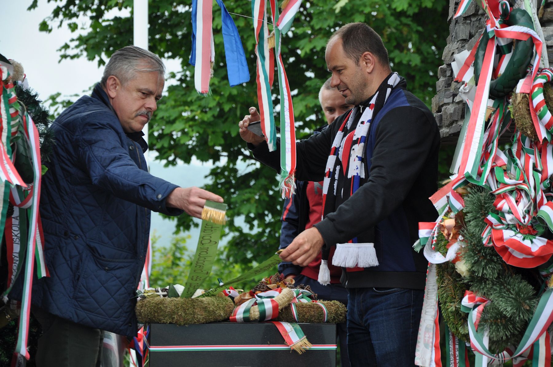 Átadták a Székely Bálon összegyűlt adományt Kárpátalján