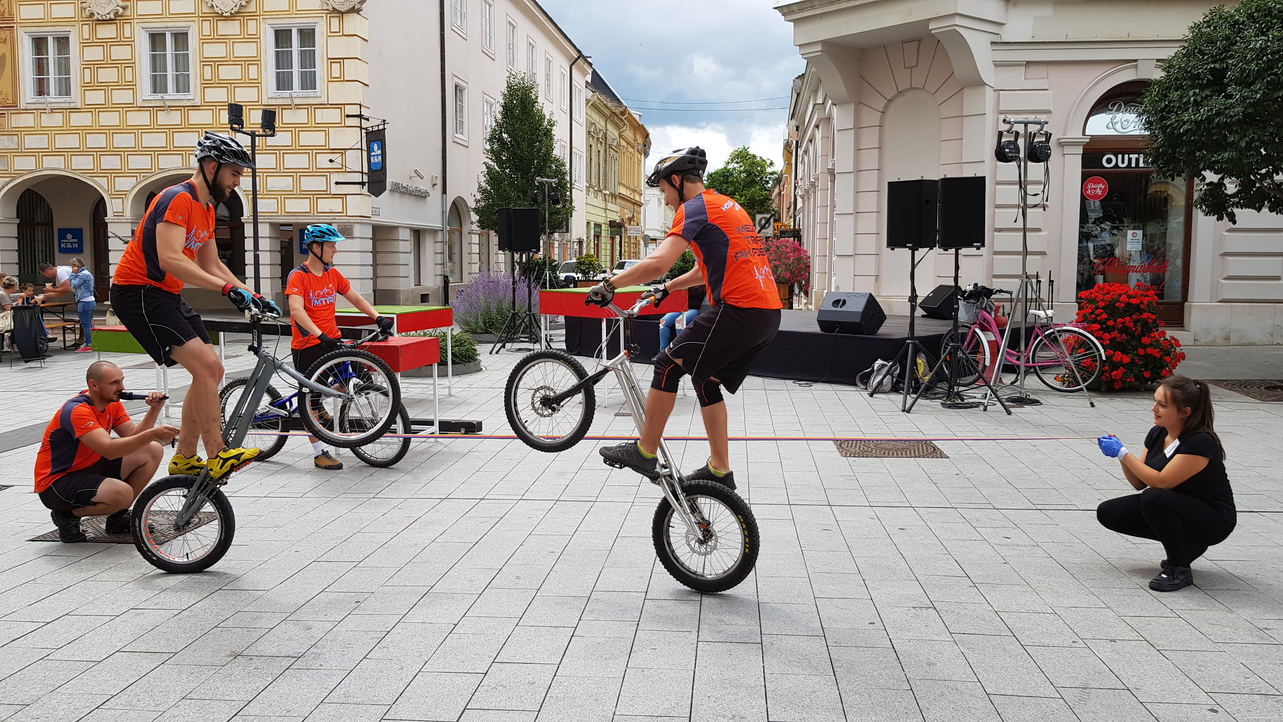 Streetfood Feszt a Fő utcán