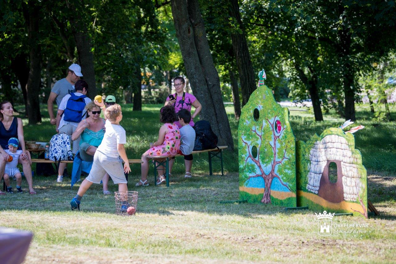 Tác-Föveny Középkori Témanap Gorsiumban