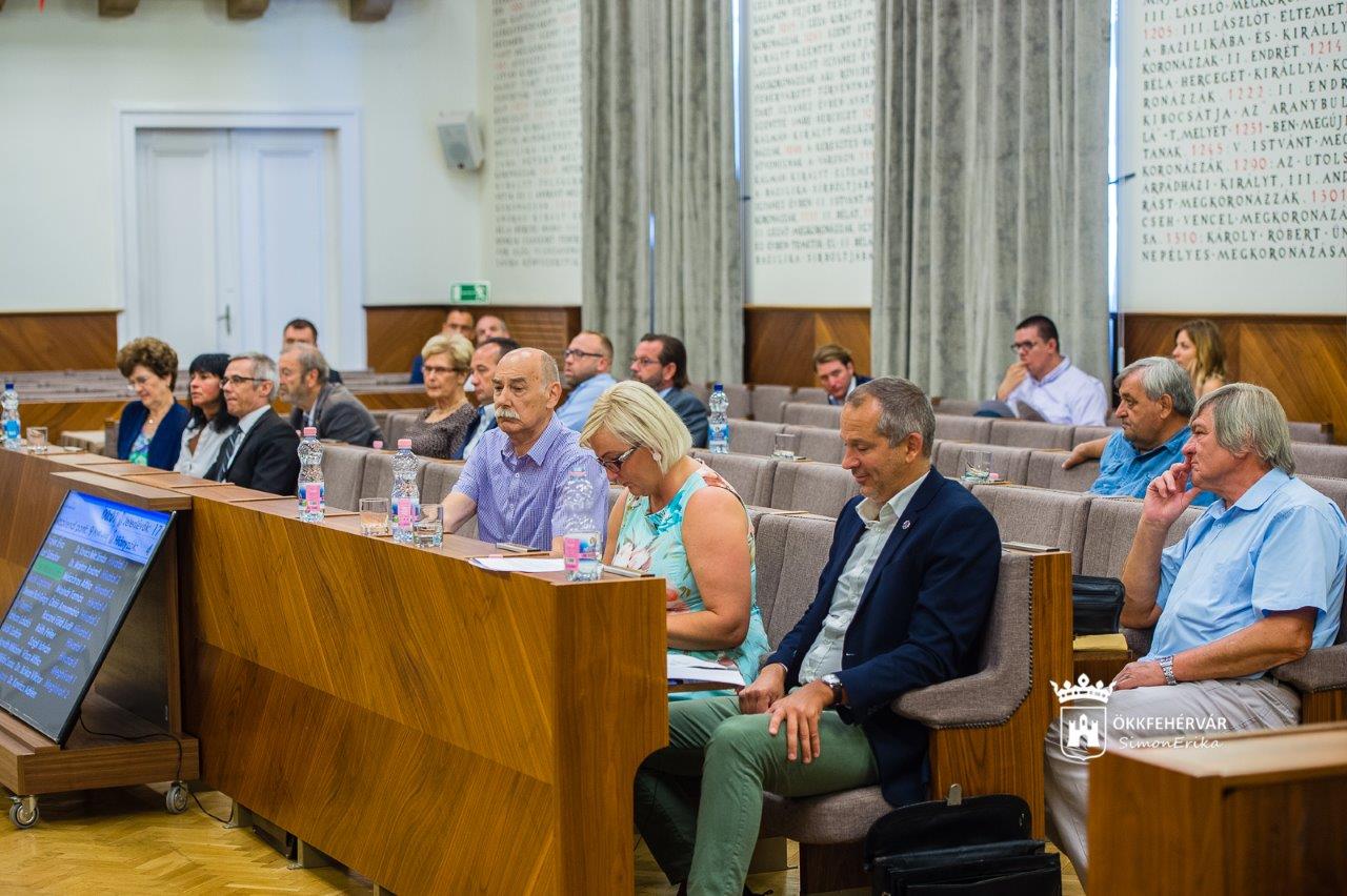 A Sóstói stadion üzemeltetéséről is döntött a rendkívüli közgyűlés