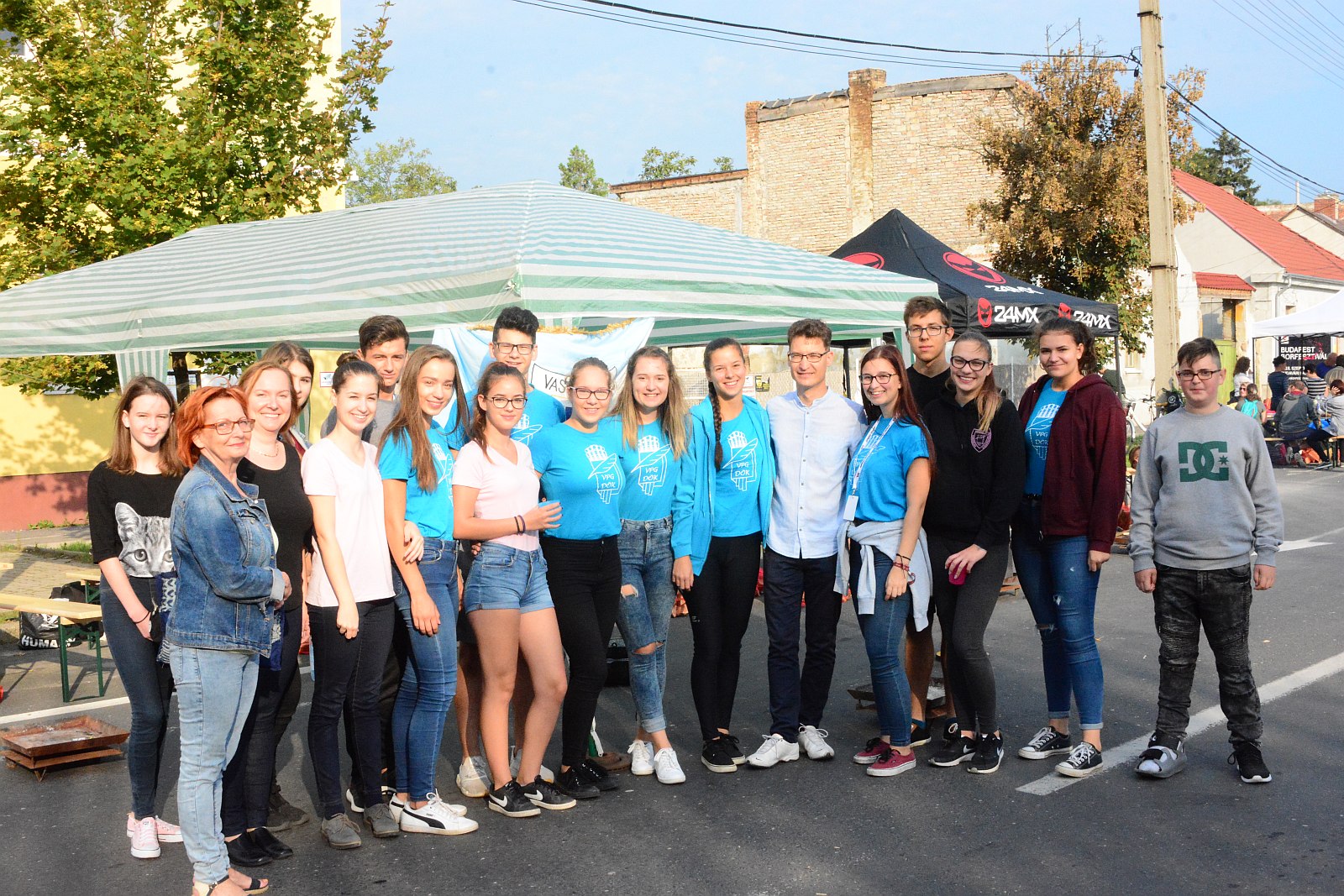 Több mint hatszáz bográcsban rotyog a lecsó Fehérváron