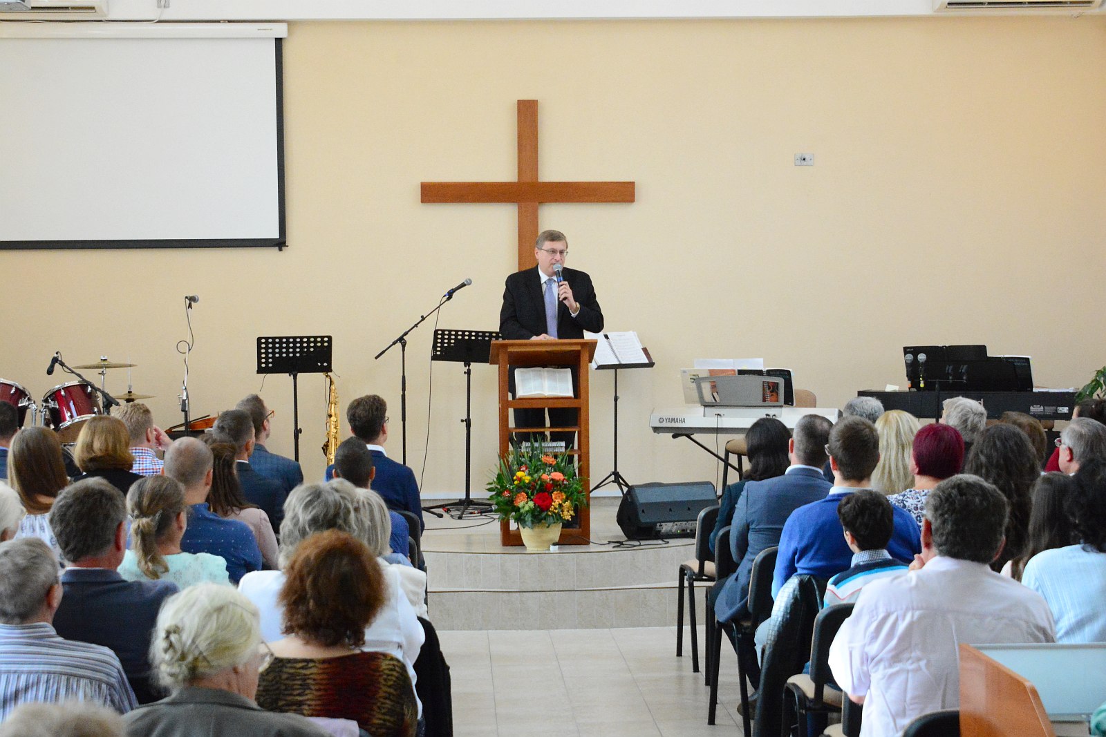 A Magyar Pünkösdi Egyház Székesfehérvári Gyülekezetének Hálaadó Ünnepélye