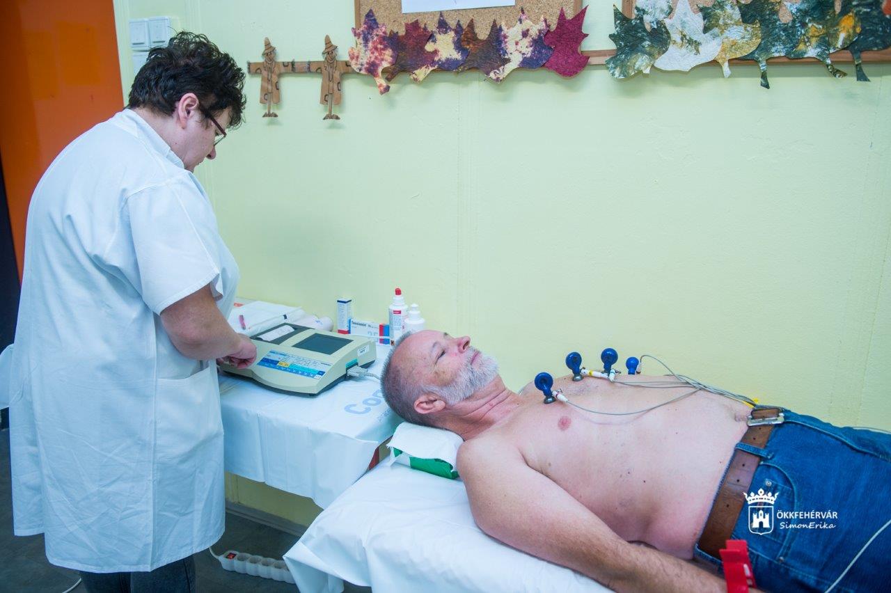 Egészségügyi szűrőnap a Németh László Általános Iskolában