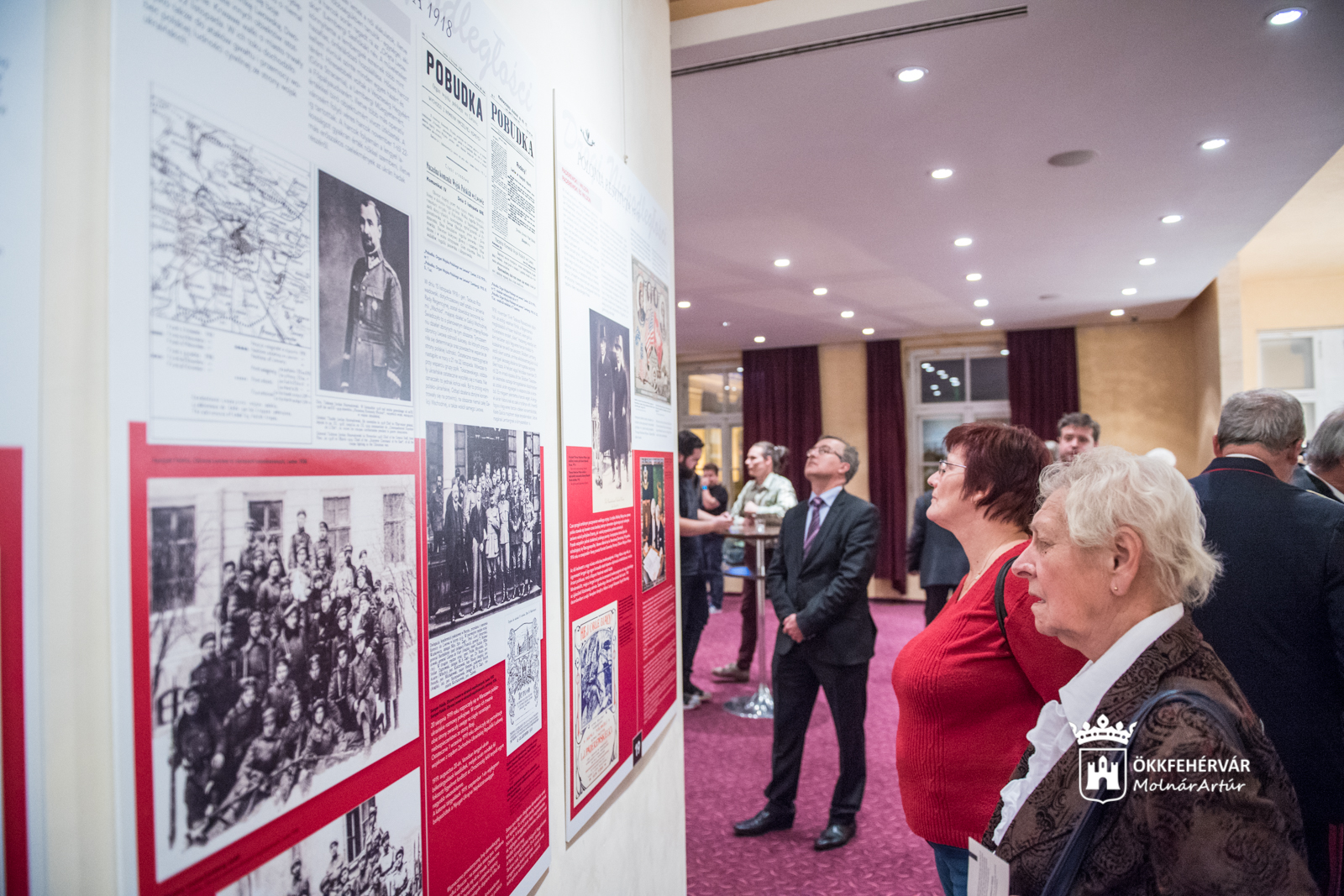 Kiállítás és színházi bemutató a lengyel függetlenség ünnepén