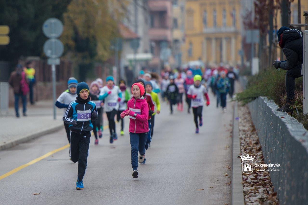 IV. Adventi Jótékonysági Futás Székesfehérváron
