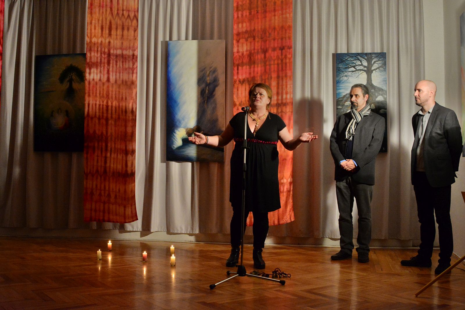 Megnyílt Novák Edith kiállítása az Öreghegyi Közösségi Házban