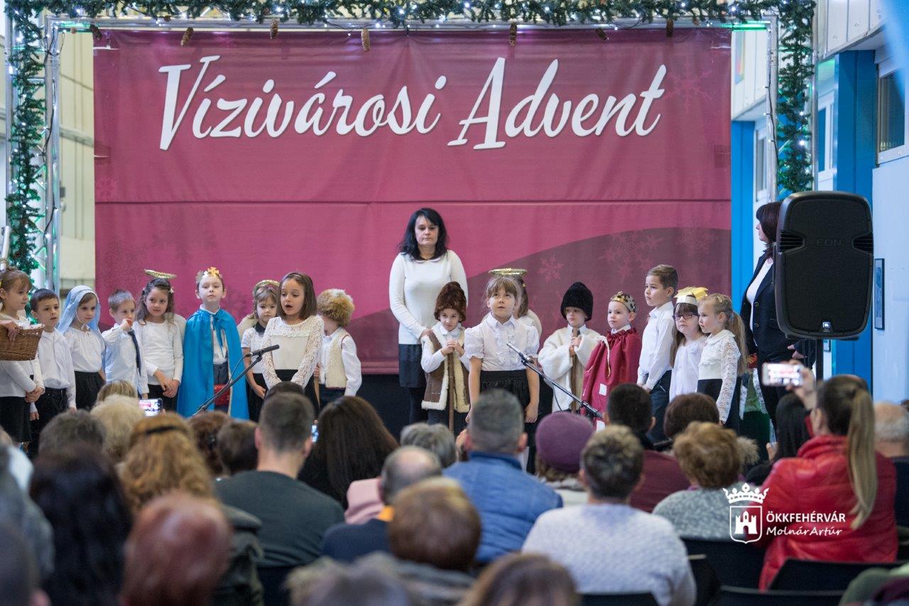Vízivárosi advent a várakozás harmadik hétvégéjén