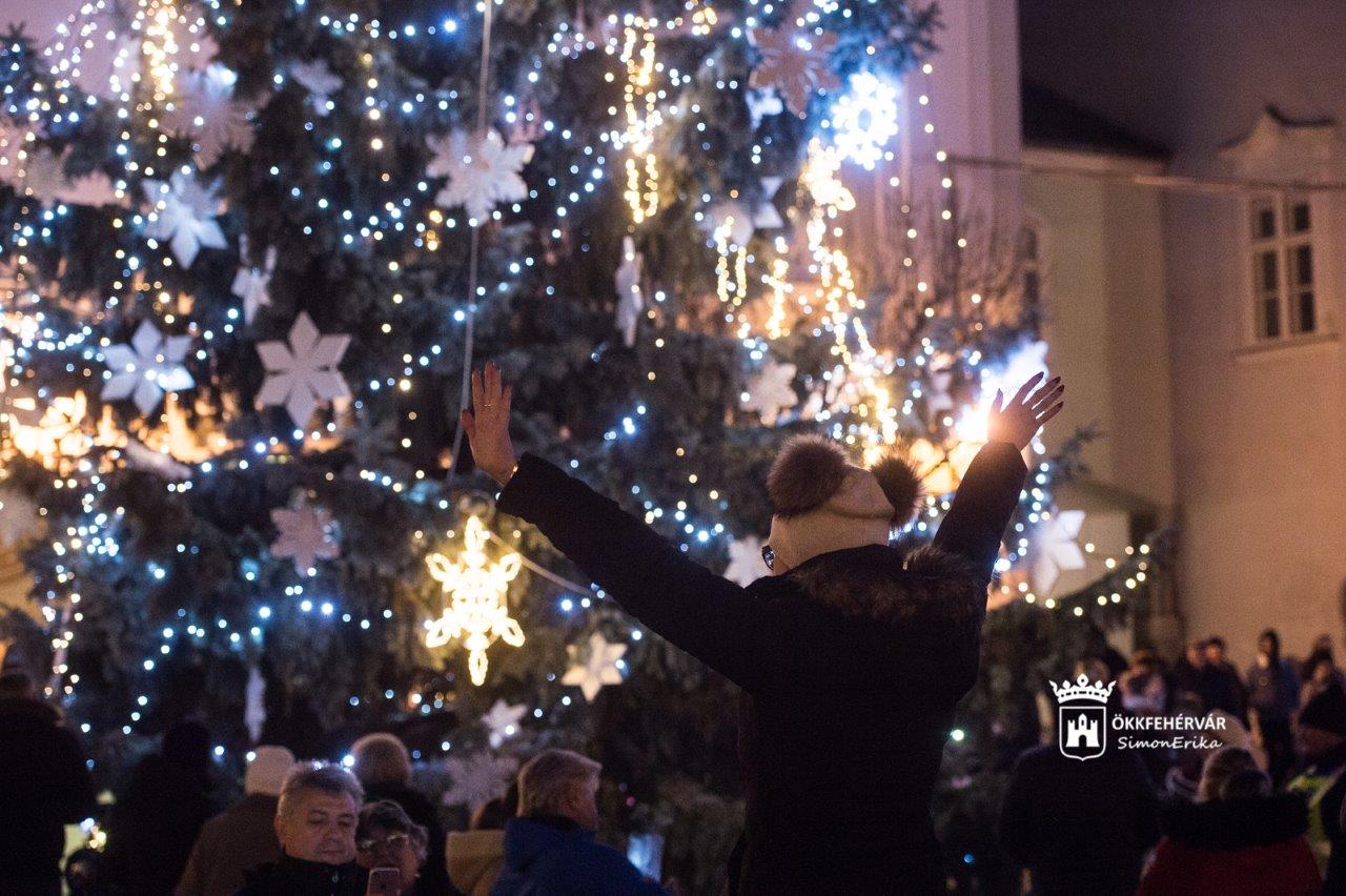 Advent negyedik vasárnapja Székesfehérvár Belvárosában