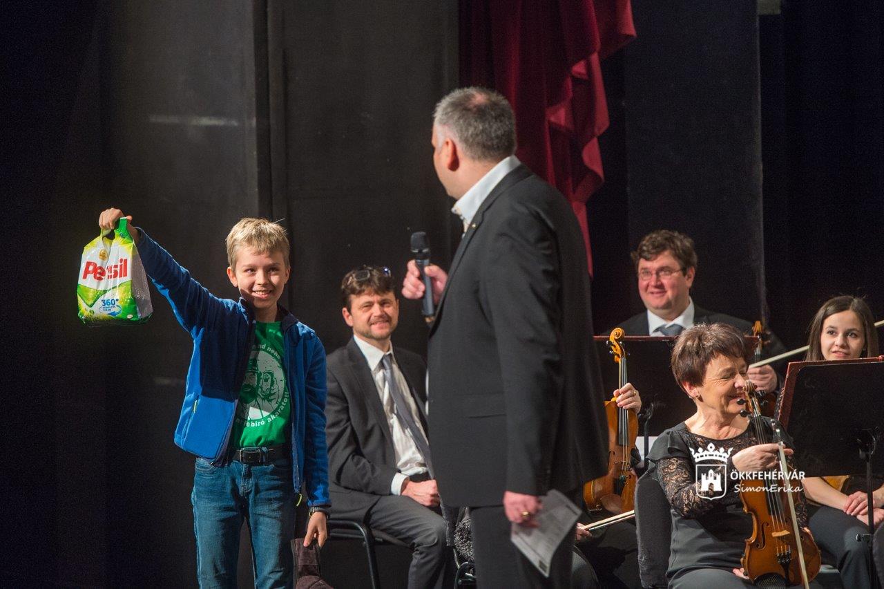 Régi is meg új is? – Zenekari kalauz fiataloknak