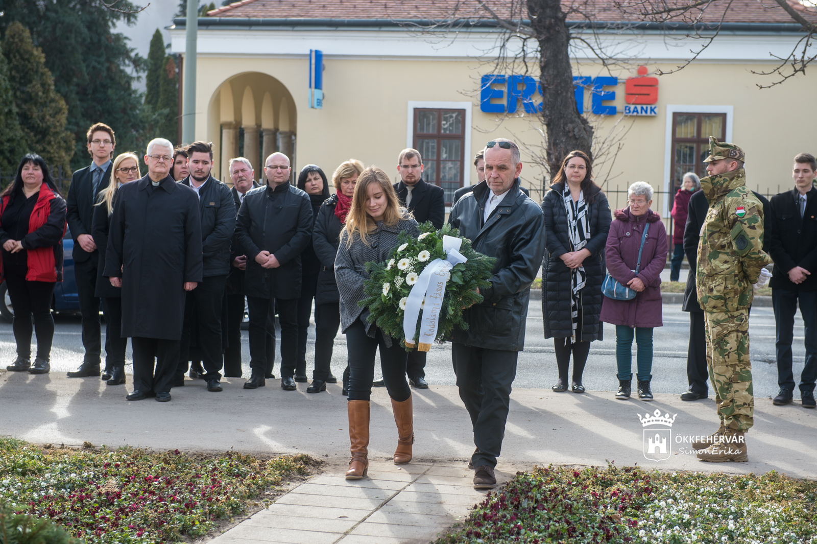 Emlékezés a kommunizmus áldozataira az Ötvenhatosok terén