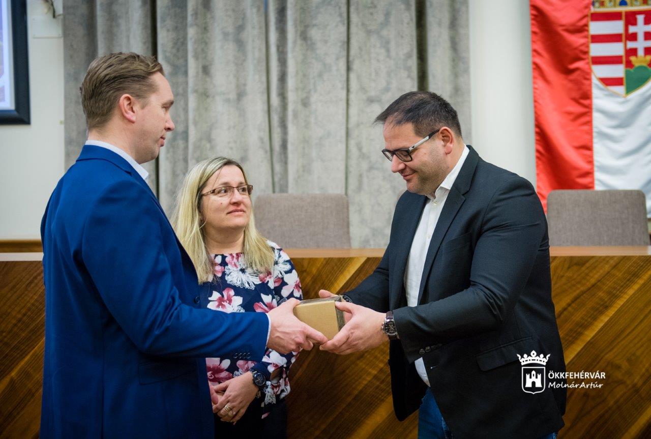 Finn és litván tanárok látogatása a Városházán