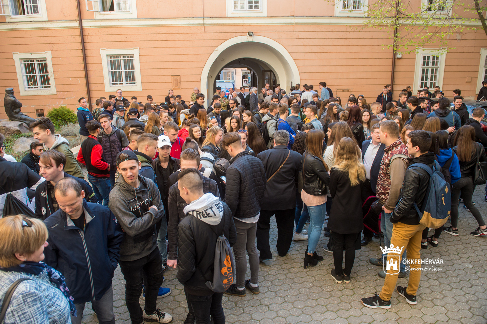 Konferencia Fehérváron a NATO csatlakozás 20. évfordulóján