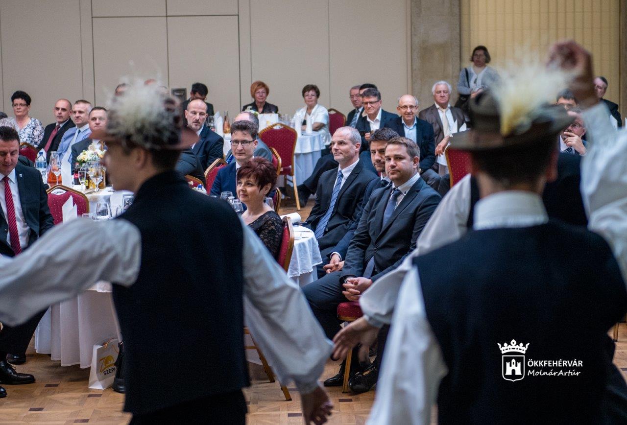 Díszvacsorával ünnepelt a 70 éves SZÉPHŐ Zrt.