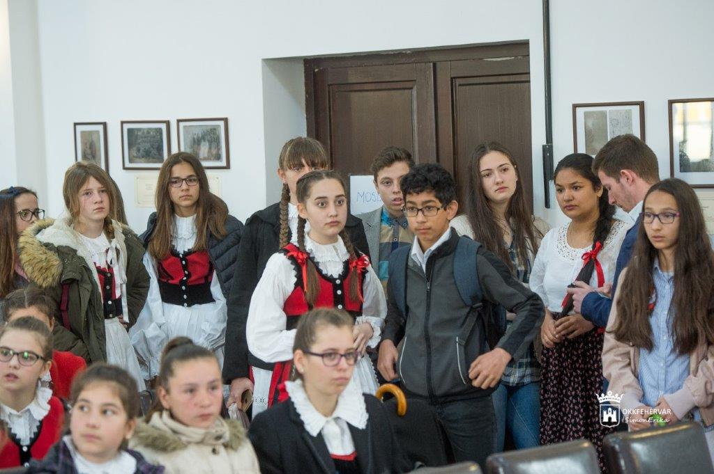 Képeken a VII. Csíki Versünnep