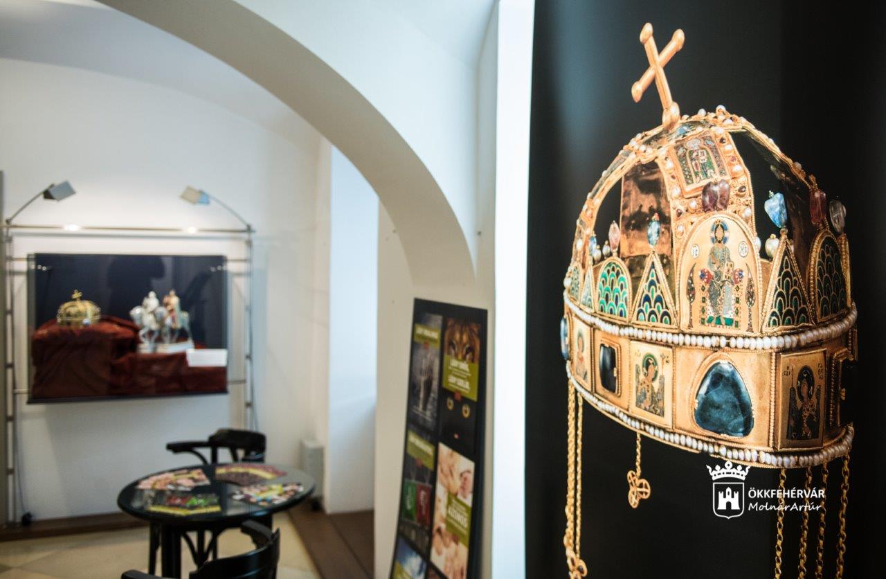 A Székesfehérvári Egyházmegyei Múzeum kiállítása Herenden