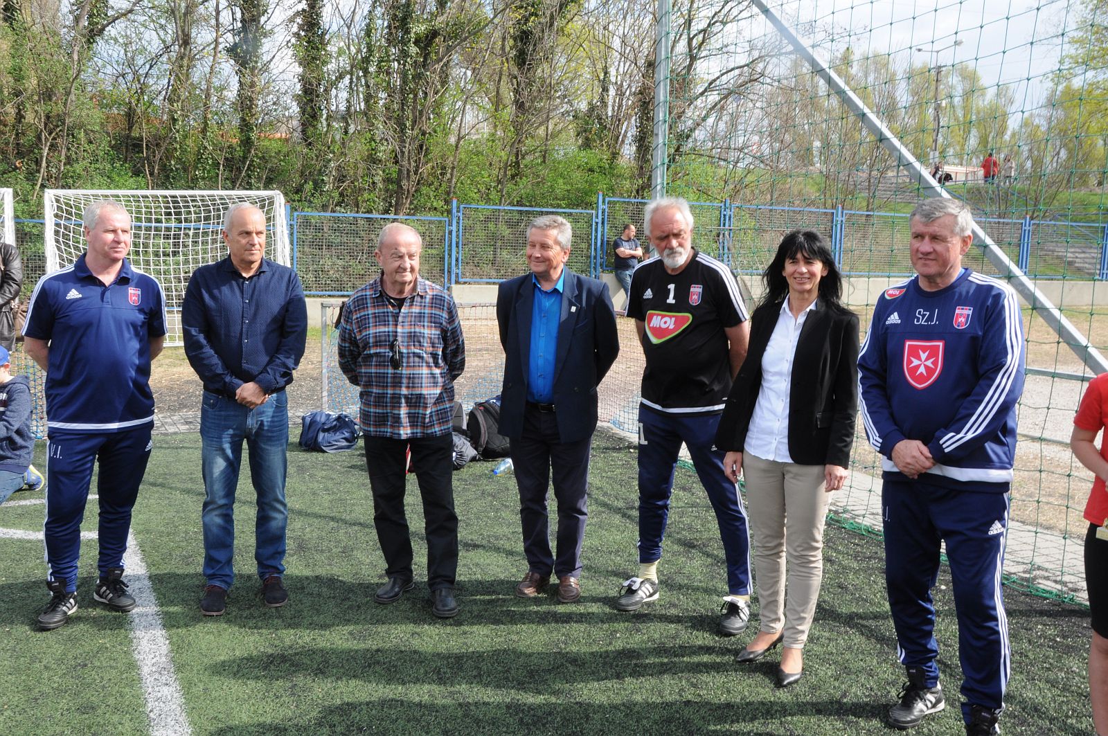 Tisztelgés és Diákolimpiai Focidöntő Májer Lajos emlékére