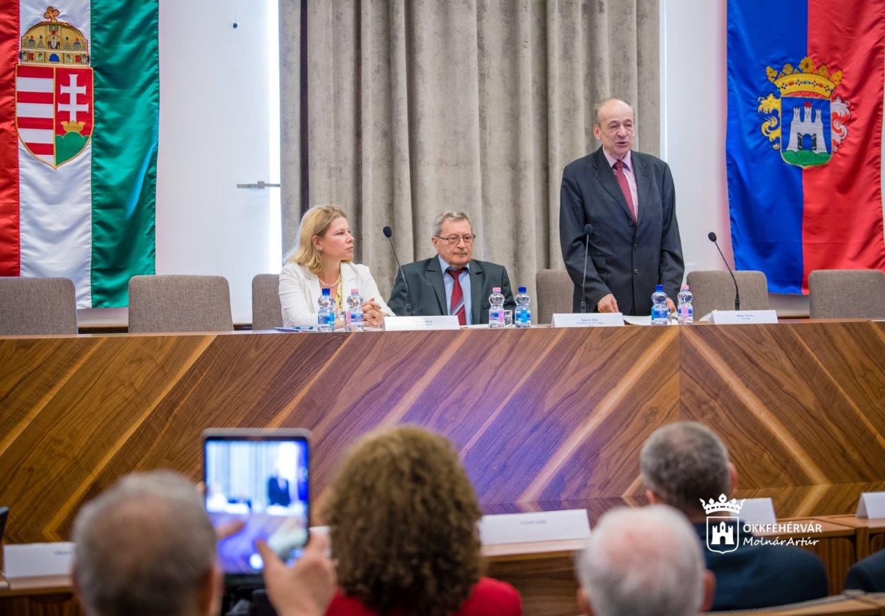 Az Energiagazdálkodási Tudományos Egyesület jubileumi konferenciája a Városházán