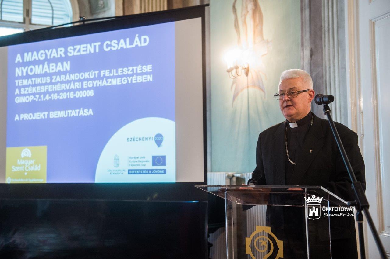 A Magyar Szent Család nyomában tematikus program bemutatása