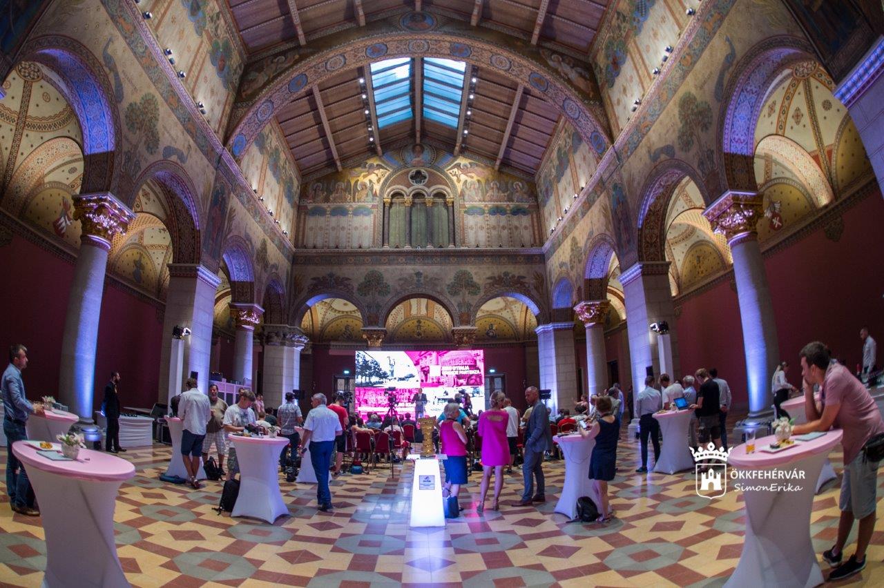 A Szépművészeti Múzeumban jelentették be a Giro d’Italia 2020. magyarországi szakaszait