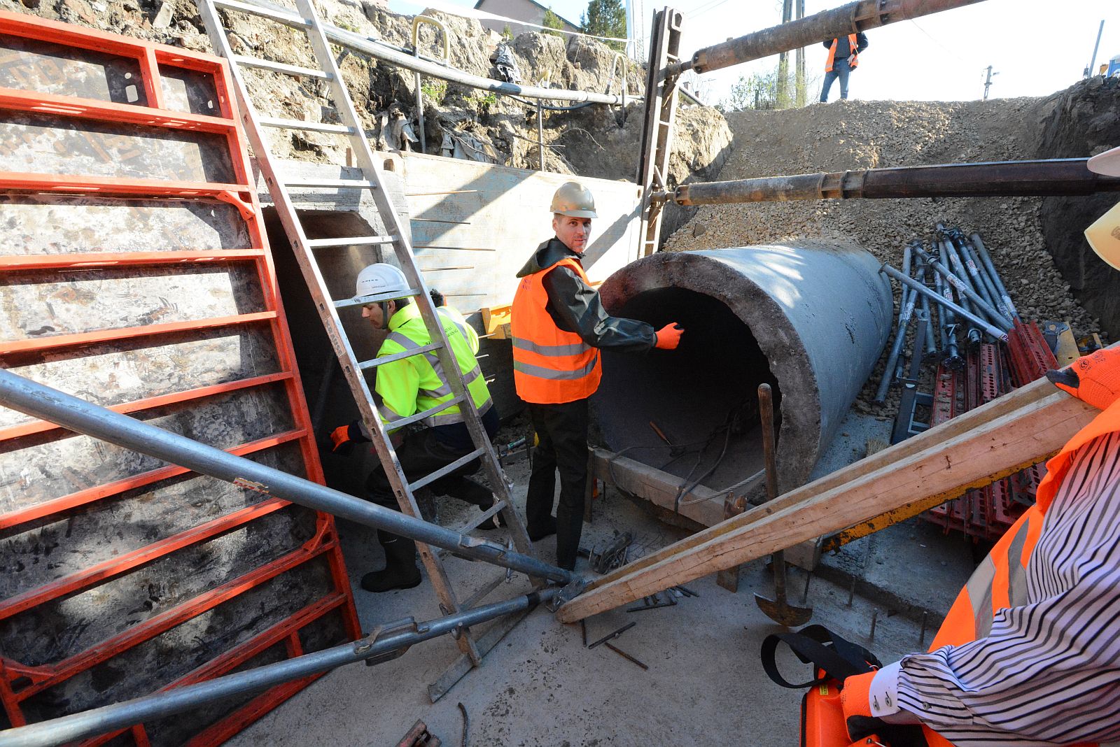 Nézzen be a város legnagyobb csapadék csatornájába!