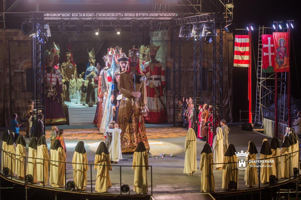 Az élet magja – IV. Béla koronázása