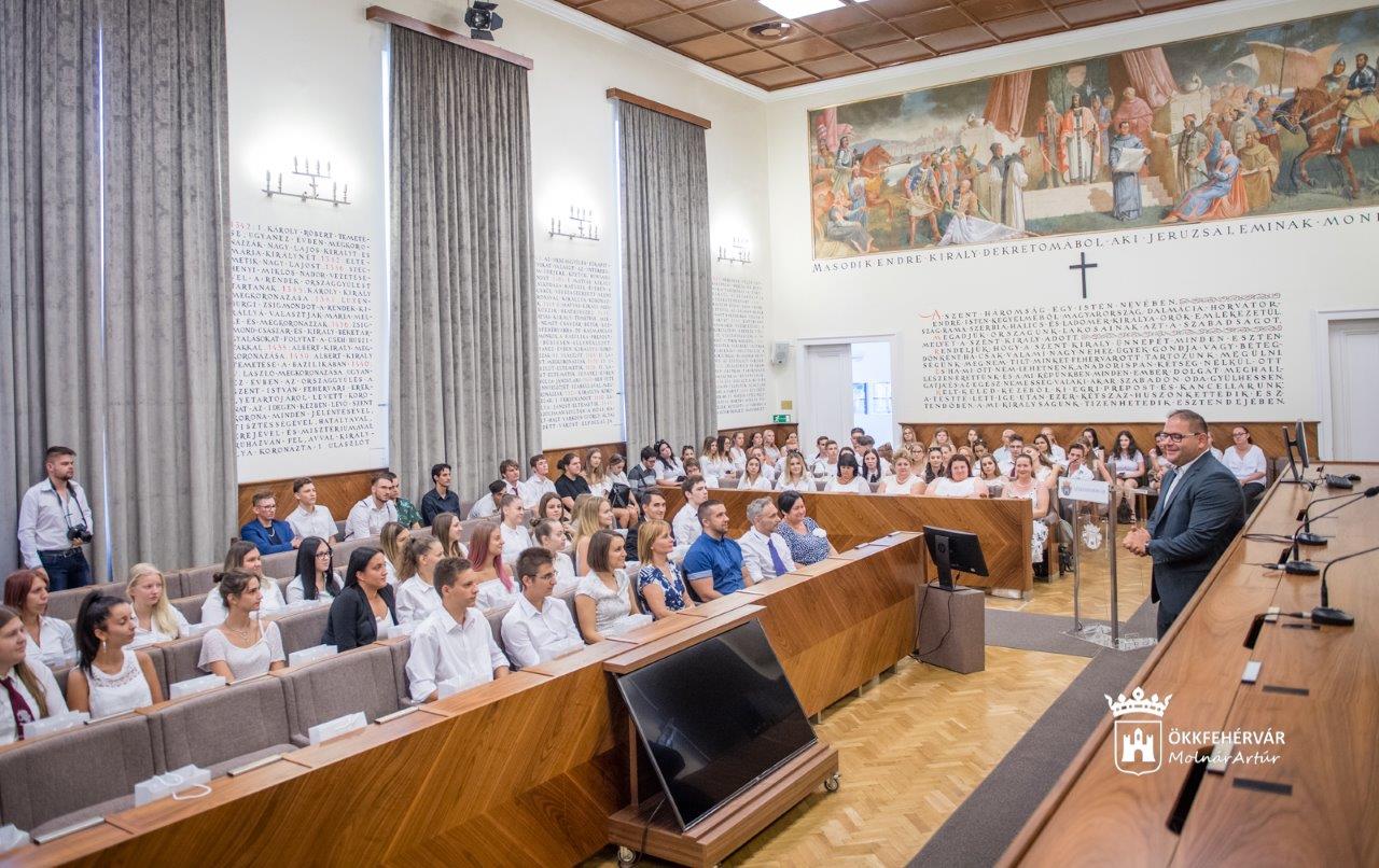 Az Erasmus +-os diákok látogattak a Városházára