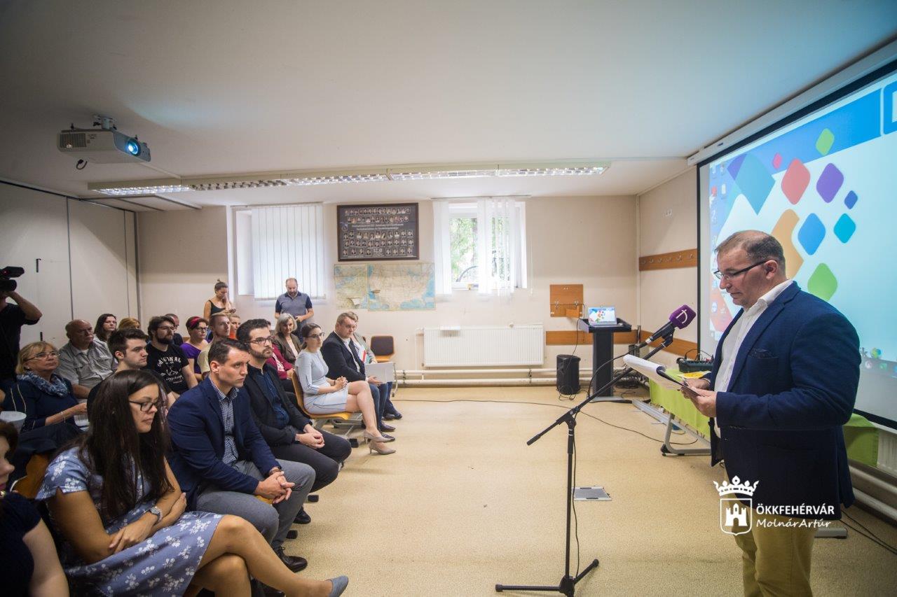 Digitális immunerősítő program a Széchenyiben