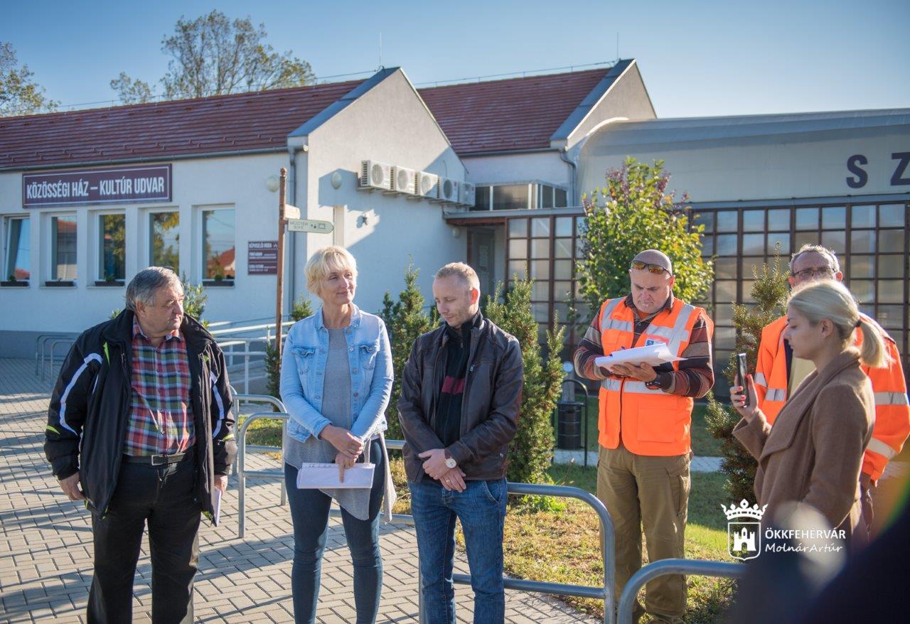 Megkezdődik a Farkasvermi úti járdaépítés