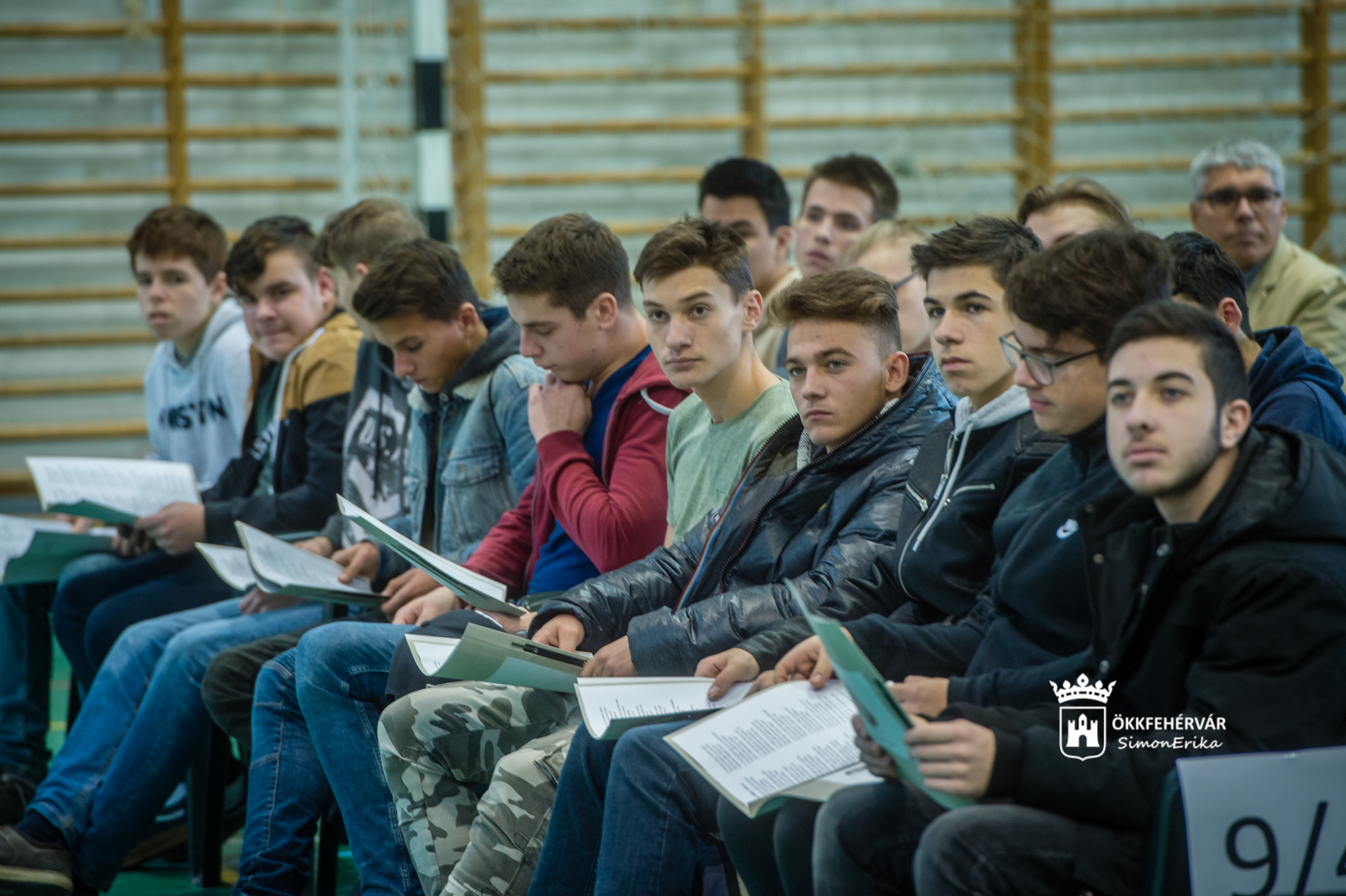 Szavalóversennyel folytatódott a Vörösmarty 65 éves jubileuma